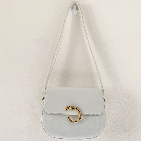 Vintage White Purse With Gold Leopard Clasp - Picture 2 of 7